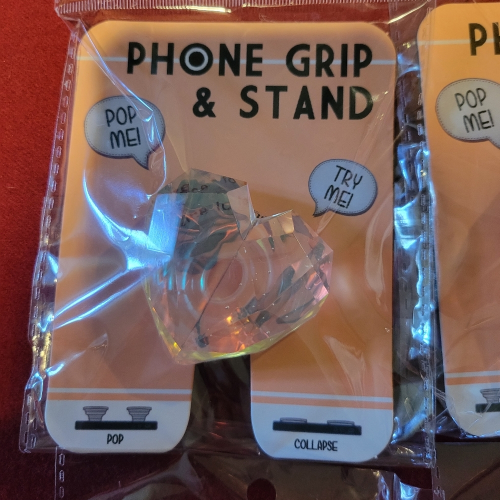 Heart shaped popsocket for phone
